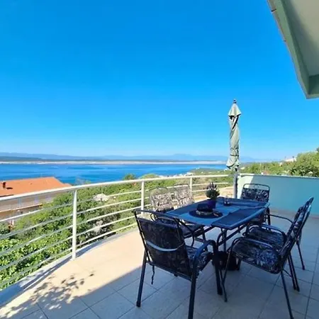 Melone 2 Dramalj By Guide