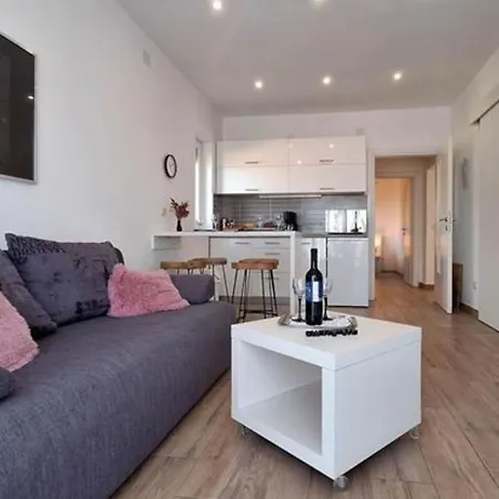 Melone 2 Dramalj By Guide Apartament