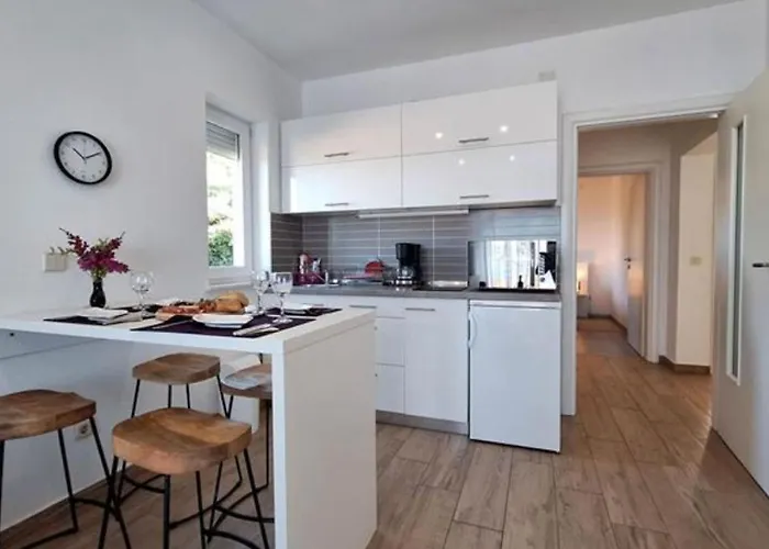 Melone 2 Dramalj By Guide Apartment