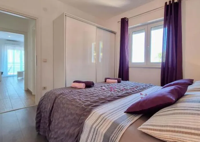 Melone 2 Dramalj By Guide *