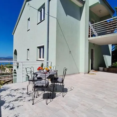 Melone 2 Dramalj By Guide Apartment *